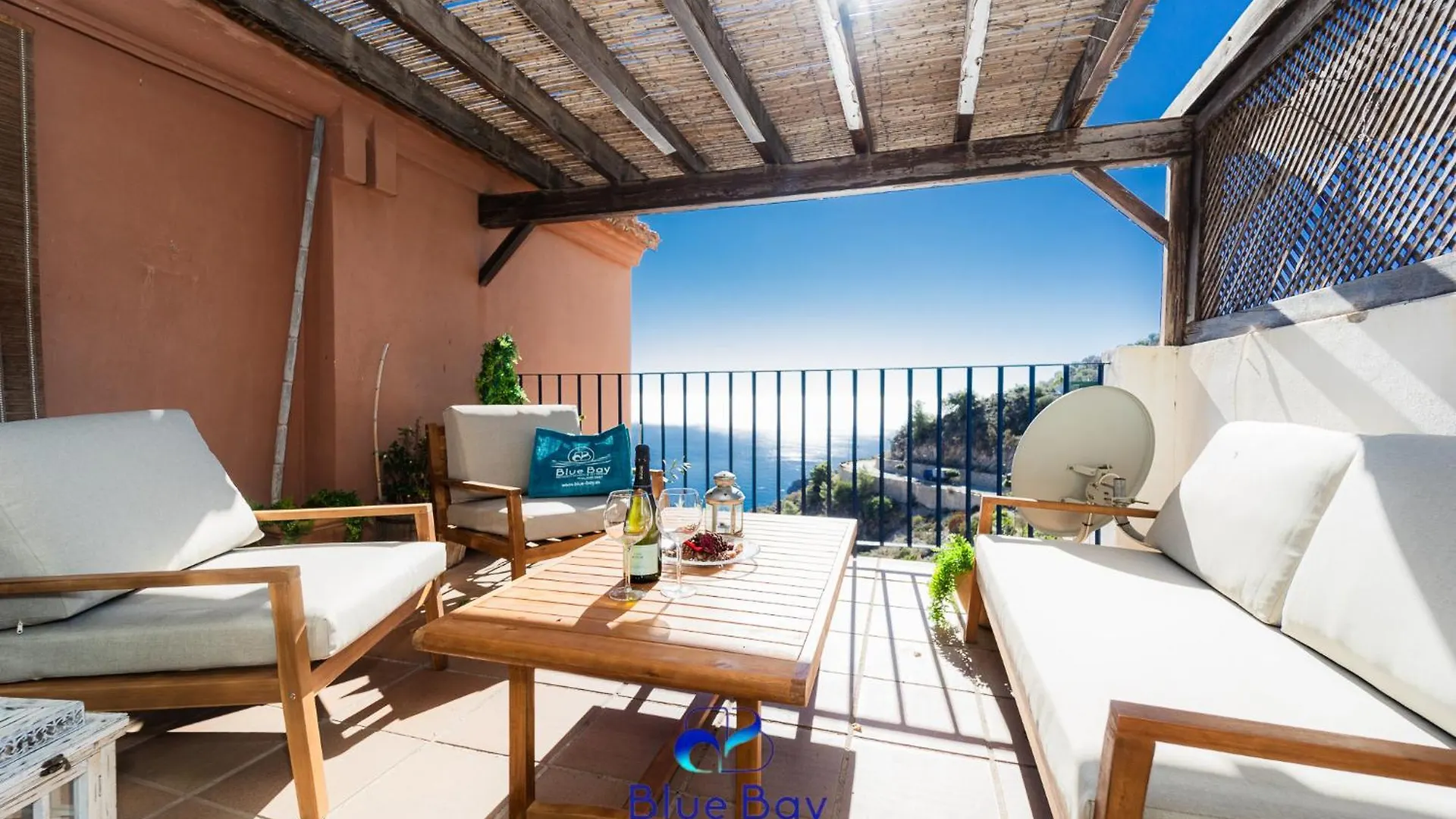 Aqua Vista With Pool And Padel Villa La Herradura